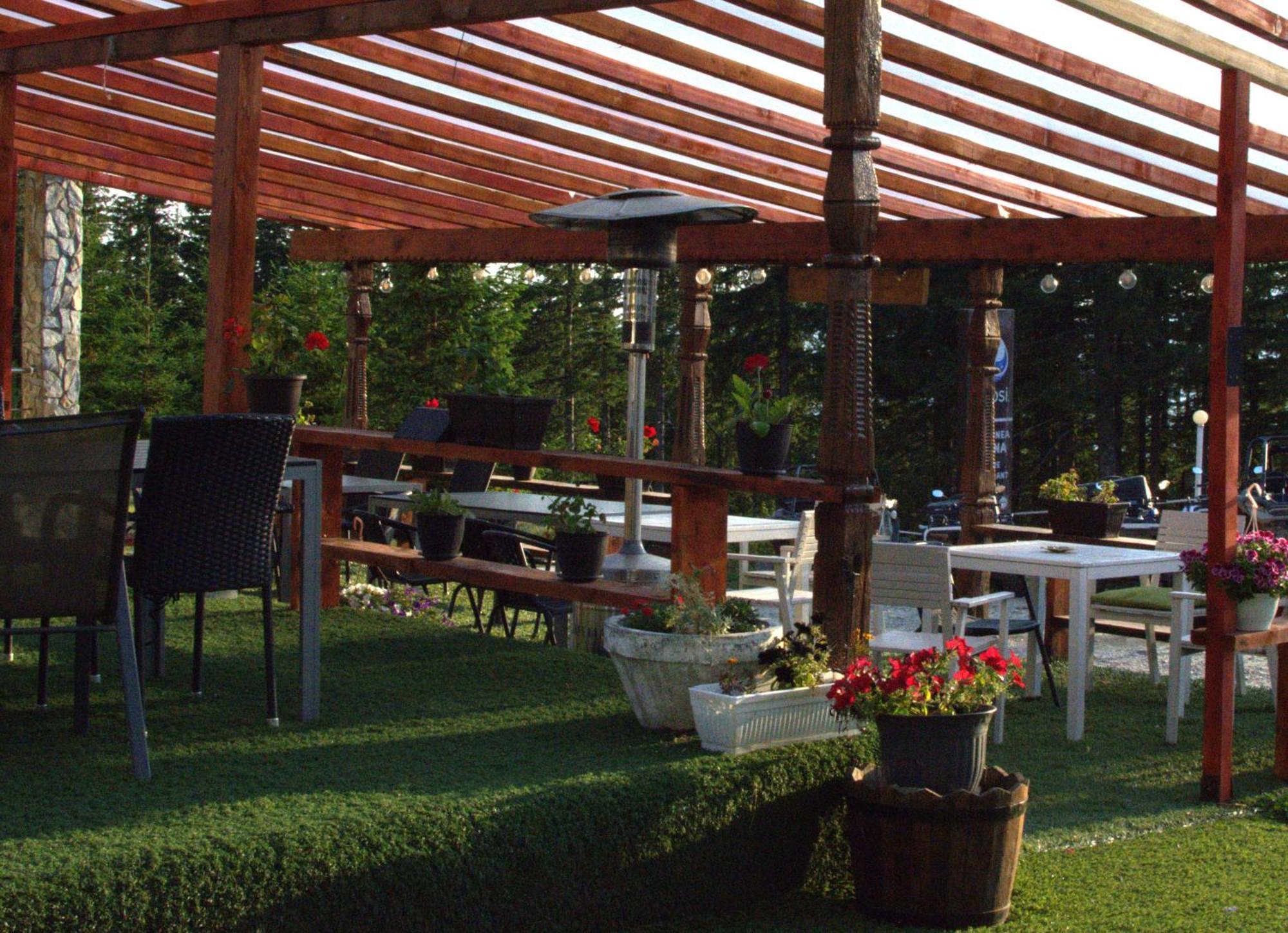 Cetina Hotel Ranca Bagian luar foto