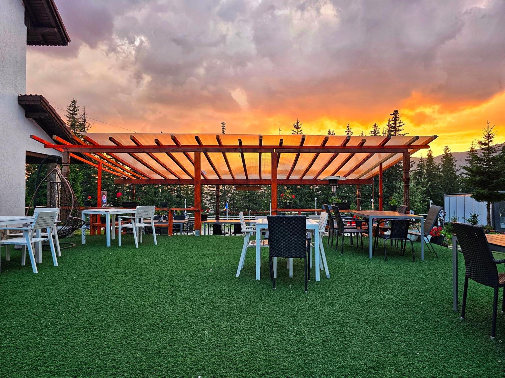 Cetina Hotel Ranca Bagian luar foto