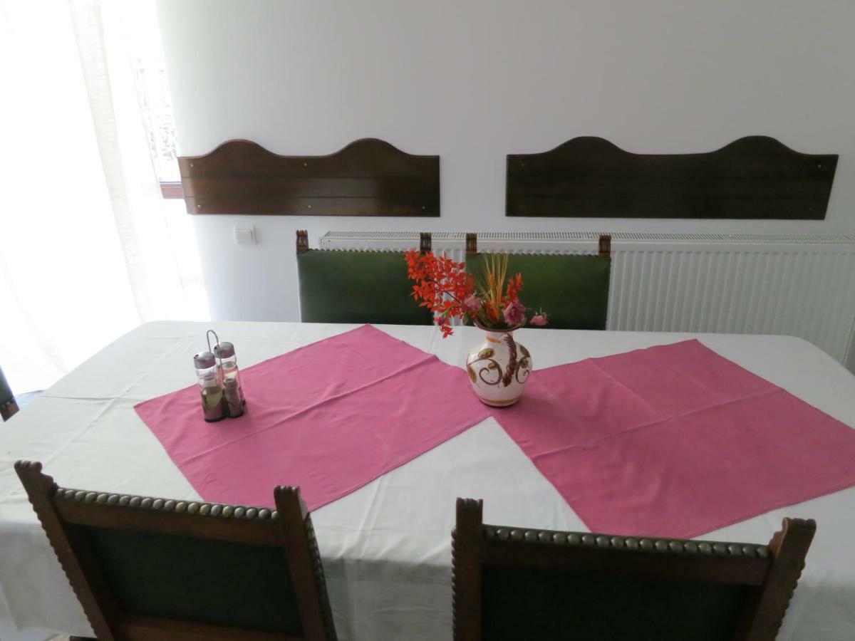 Cetina Hotel Ranca Bagian luar foto